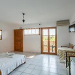 Penelope Apartamento Stoúpa