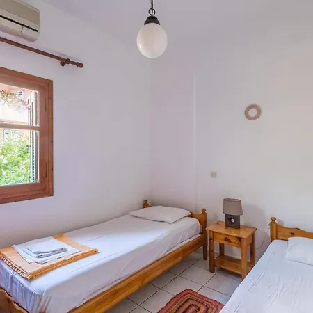 Penelope Daire Stoúpa